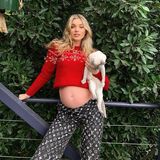 Im Jahr 2020 hat sich das Leben von "Victoria's Secret"-Engel Elsa Hosk komplett verändert. Sie hat ihre Wohnung in New York verkauft, ist nach Los Angeles in ein Haus gezogen und erwartet mit ihrem Partner Tom Daly das erste Kind. Stolz hält sie zu Weihnachten ihre Kugel in die Kamera. 