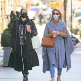 25. Februar 2021  Es gibt doch nichts Schöneres, als sich mit der besten Freundin auf einen Plausch zu treffen. Das haben sich auch Olivia Palermo und Nicky gedacht: Gemeinsam schlendern sie Kaffee trinkend durch die Straßen von New York.