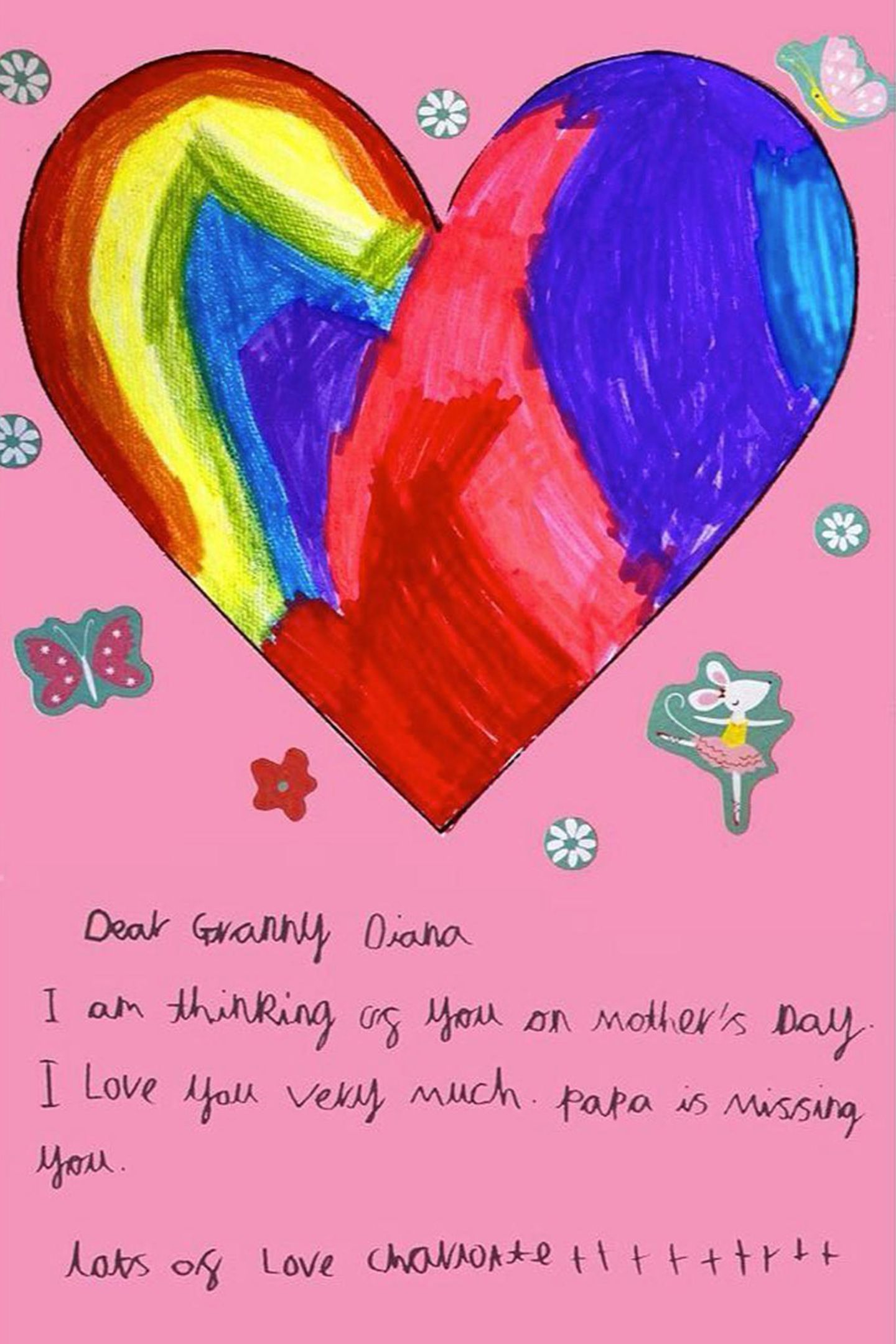 "Papa vermisst dich": Prinzessin Charlotte, die mit ihren 5 Jahren auch schon toll schreiben kann, bringt die royalen Fans mit dieser süßen Nachricht zum Weinen.