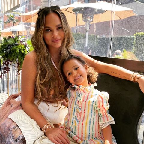 Chrissy Teigen und Tochter Luna