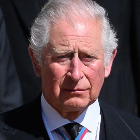 Prinz Charles weint um seinen Vater.