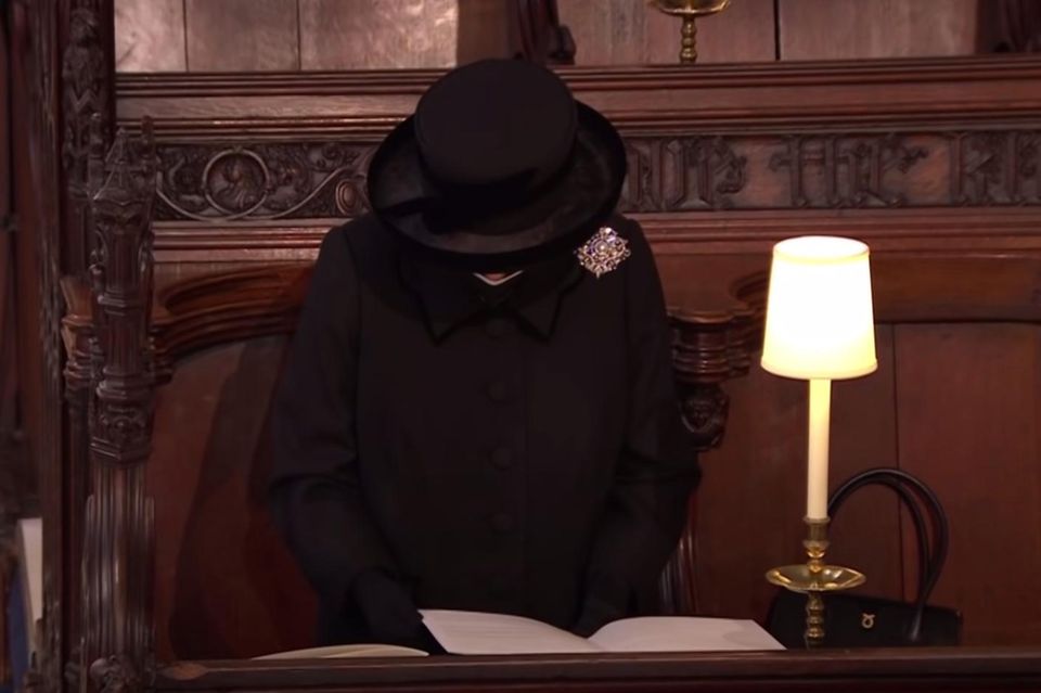 Royals: Queen Elizabeth trauert um ihren geliebten Ehemann. Queen Elizabeth trauert um ihren geliebten Ehemann.