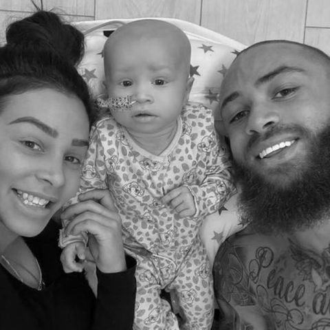 Ashley Cain (re.) mit seiner Freundin und seiner Tochter