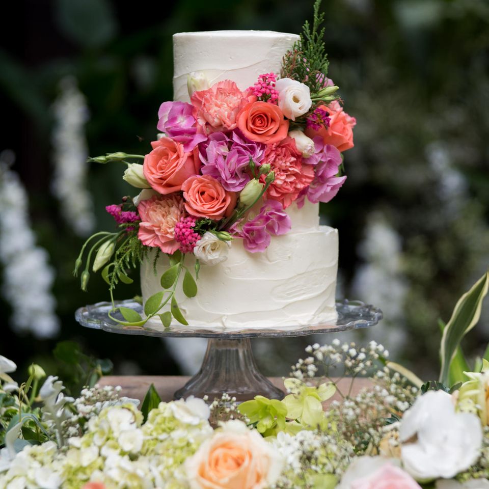 Mehrstöckige Hochzeitstorte