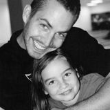 Als Paul Walker am 30. November 2013 bei einem Autounfall starb, war Meadow gerade 15 Jahre alt geworden. Bis heute teilt sie ihre Trauer und die Liebe für ihren Vater mit schönen Erinnerungsfotos, zu sehen ist aber auch, dass trotz diesem schmerzhaften Verlust ein starke und engagierte junge Frau aus ihr geworden ist.