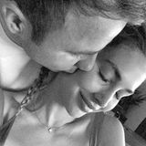 7. Mai 2021  Vor drei Jahren haben Mario und Ann-Kathrin Götze standesamtlich geheiratet, im vergangenen Jahr machte dann die Geburt von Söhnchen Rome das Glück der beiden komplett. Zum Hochzeitstag zeigt sich das Paar heute verliebt wie eh und je mit einem schönen Schnappschuss auf Instagram.