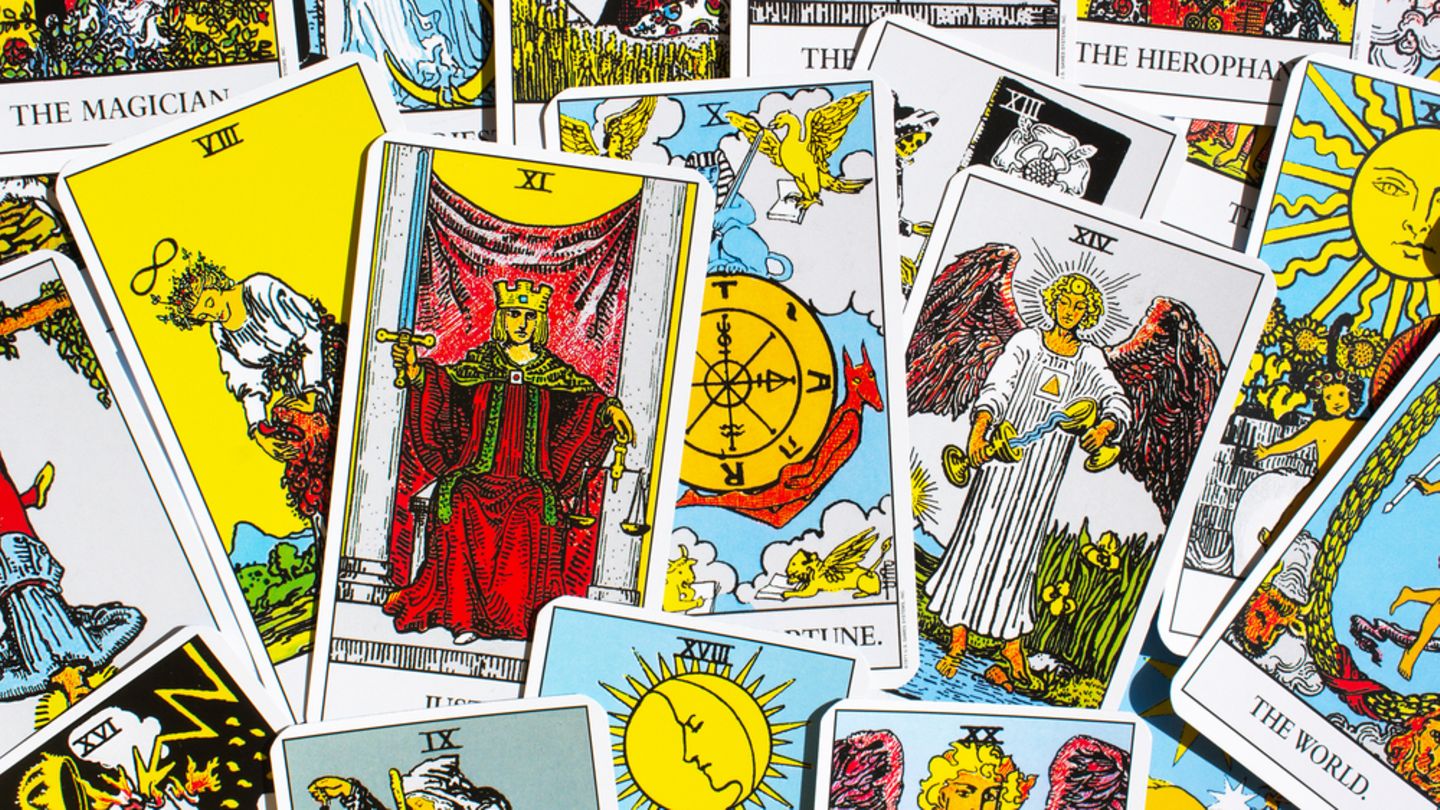 Die Tarotkarten der großen und kleinen Arkana enträtselt 78 Stufen der Weisheit Tarot 