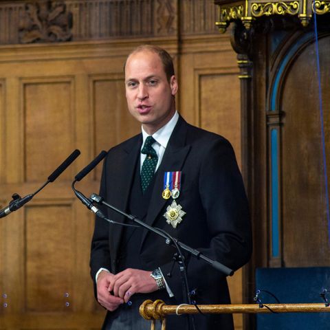 Prinz William spricht am 22. Mai 2021 in Edinburgh. 
