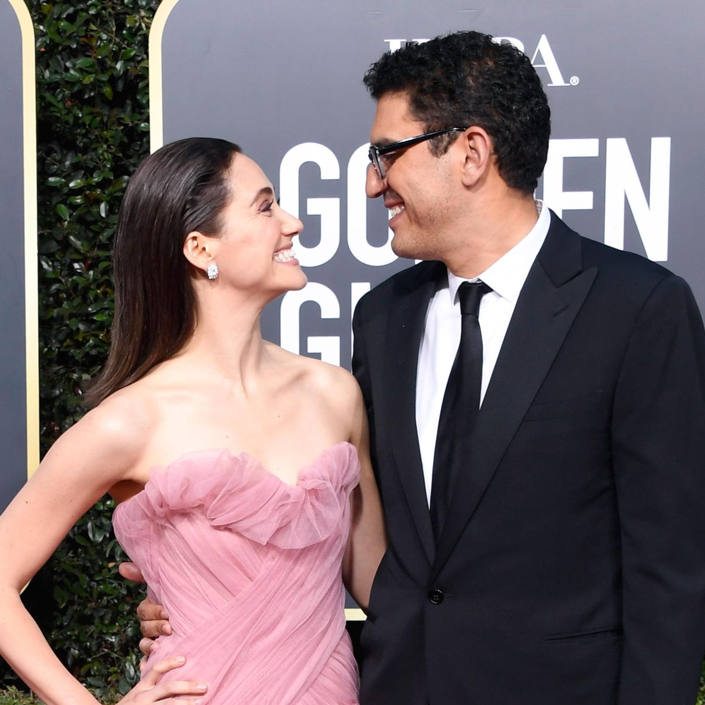 Emmy Rossum Sam Esmail Baby News Sie Sind Eltern Geworden Gala De