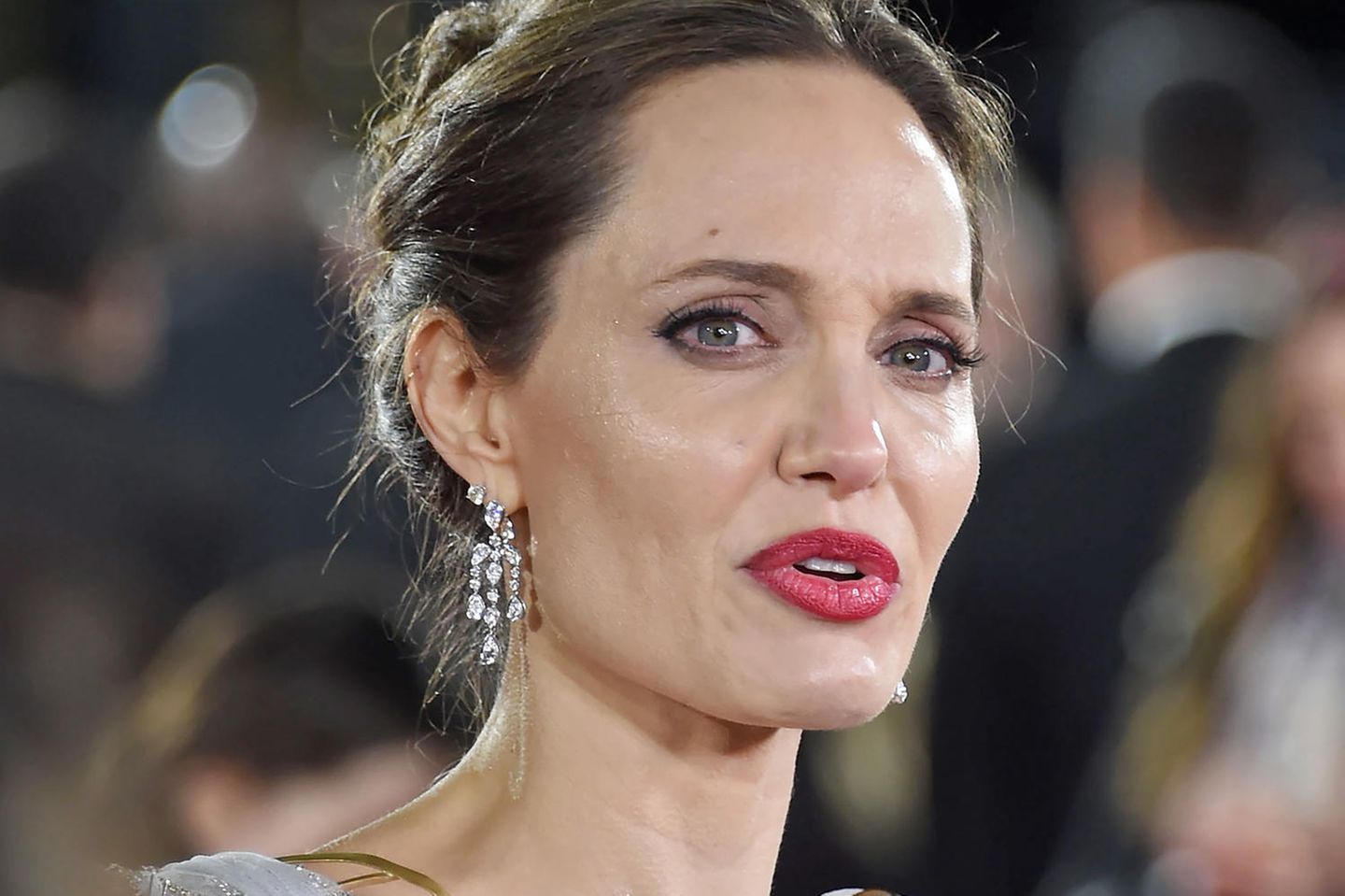 Schiesst Angelina Jolie In Diesem Interview Subtil Gegen Brad Pitt Gala De