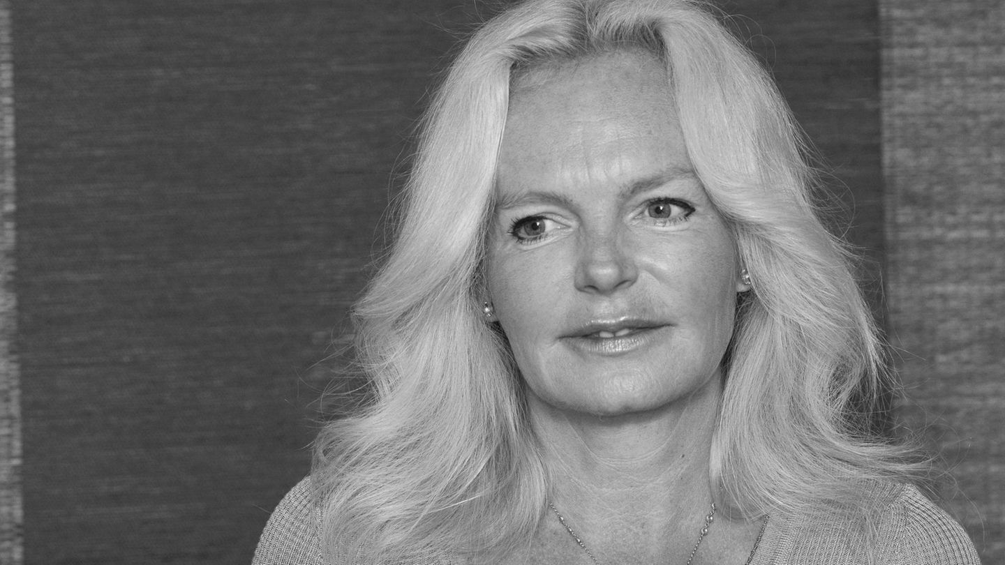 Lucinda Riley (†56) Die BestsellerAutorin ist gestorben GALA.de