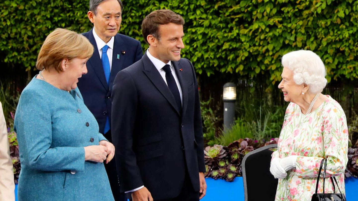 Video: Queen Elizabeth - Entspannt und witzig bei G7-Gipfel | GALA.de
