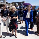 Drei Style-Ladys beim G7-Gipfel: Nicht nur Jill Biden bezaubert am sonnigen Nachmittag in Porthcurno in floralem Look, auch Amélie Derbaudrenghien (l.), die Partnerin von EU-Ratspräsident Charles Michel, und die britische First Lady Carrie Johnson Symonds (r.) glänzen in eleganten Looks.