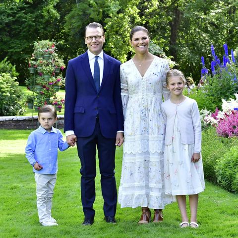 Prinzessin Victoria feierte 2020 ihren 43. Geburtstag zwar nicht nur mit  Prinz Daniel, Prinzessin Estelle und Prinz Oscar, aber aufgrund der Coronapandemie nicht mit allen Familienmitgliedern.