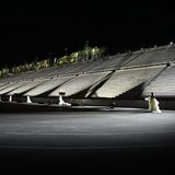 Dior lädt für die Vorstellung seiner Cruise-Kollektion 2022 in das Panathinaiko Stadion in Athen ein. Eine atemberaubende Location!