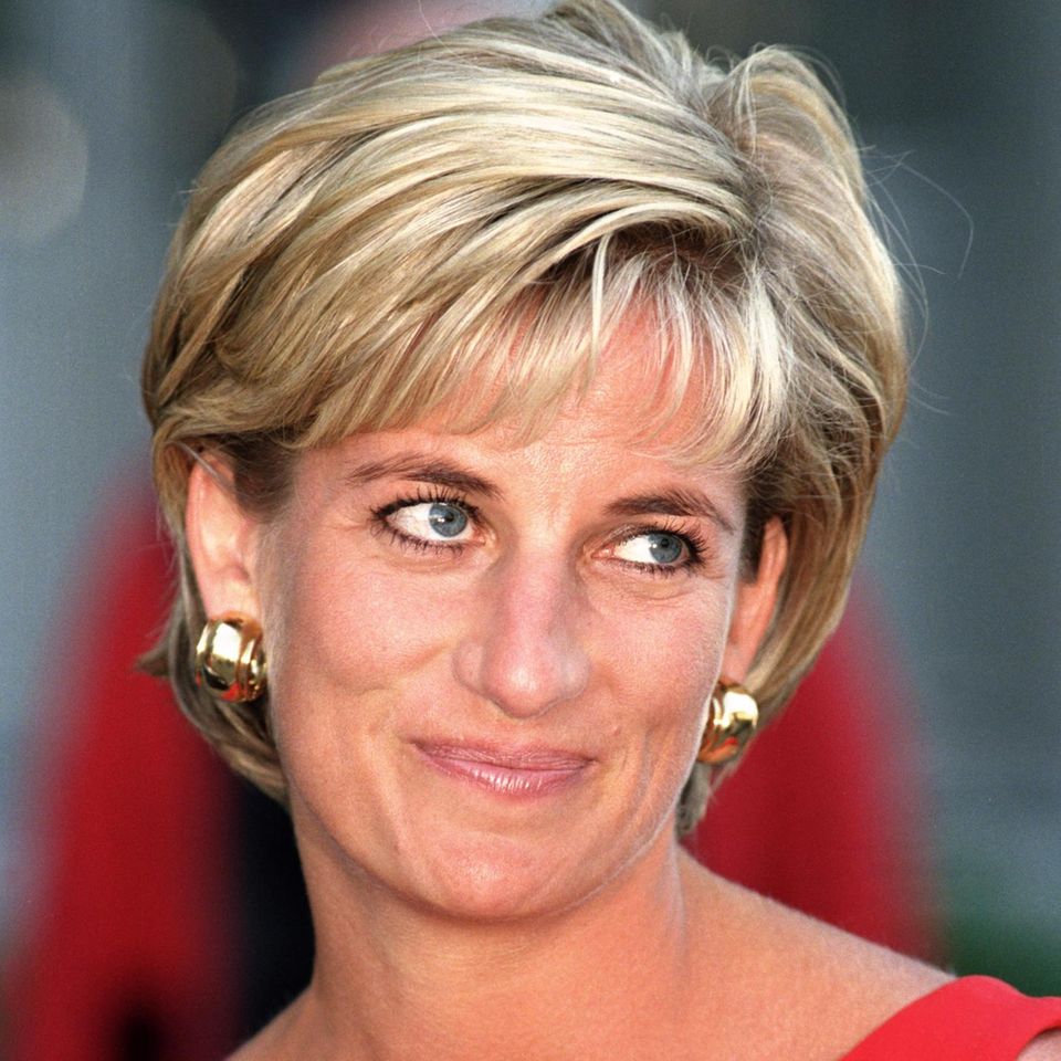 Prinzessin Diana - Rückblick auf ihr Leben | GALA.de