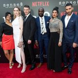 "Sense8" ist längst zum Publikumsliebling bei Netflix avanciert. Die Mystery-Serie zeigt ihre LGBTQIA*-Charaktere auf eine herrlich normale Art – gelungen und überhaupt nicht überspitzt. Absolut sehenswert!