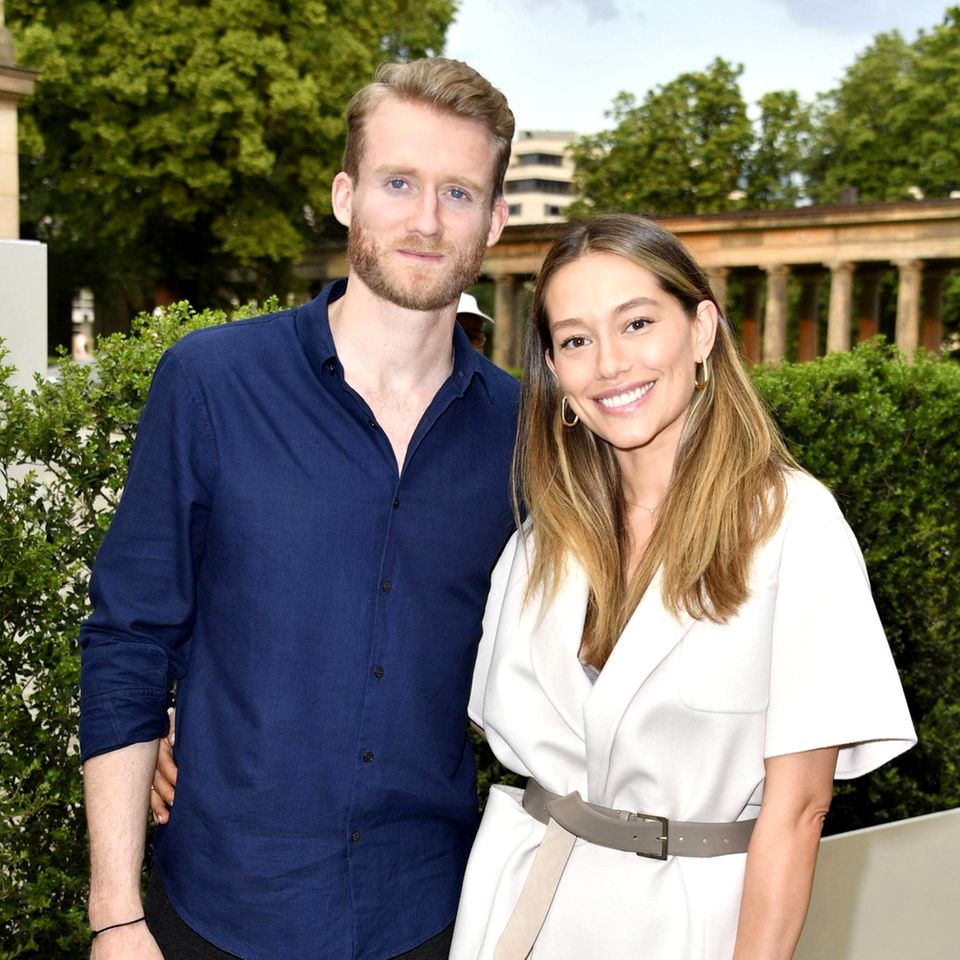 André Schürrle und Ehefrau Anna Sharypova