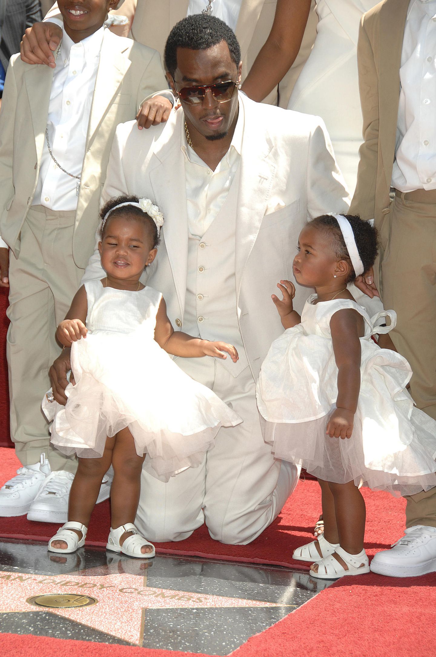 2006 kamen die Zwillinge von Sean Combs aka P. Diddy auf die Welt und sorgten immer wieder für zuckersüße Red-Carpet-Auftritte, wenn sie sich ganz schüchtern an ihren Vater schmiegten. 15 Jahre später sieht das schon ganz anders aus.