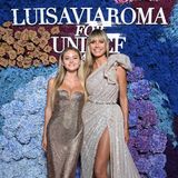 Was für ein Auftritt! Heidi Klum kommt in Begleitung ihrer Tochter Leni. Beide tragen aufwendige Glitzerkleider. Leni setzt auf ein Design von Versace, Heidi auf Elie Saab.