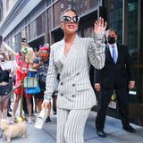 Lady Gaga verlässt ihr Hotel in New York