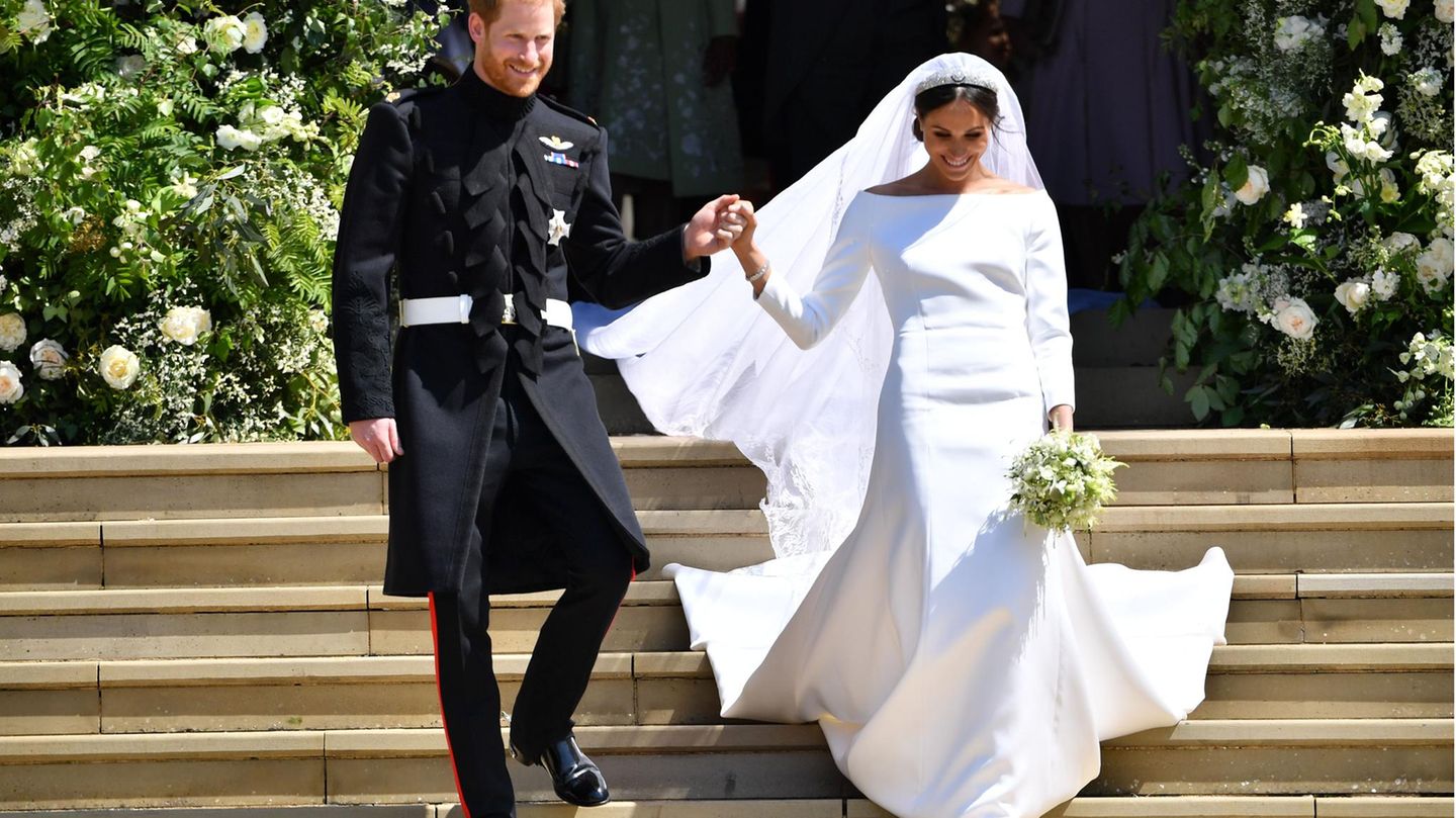 Herzogin Meghan : Enthüllt! Warum Meghan die Queen mit ihrem Hochzeitskleid irritierte