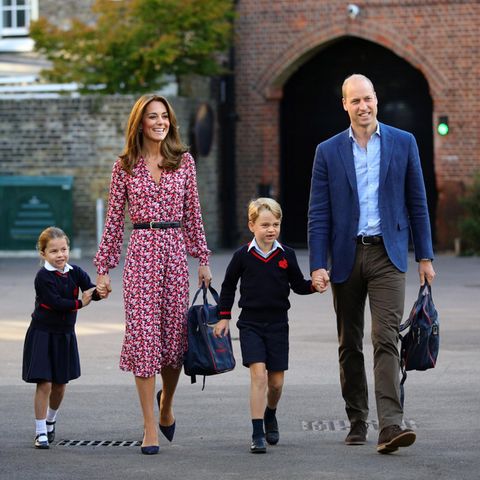 Herzogin Catherine und Prinz William begleiteten Prinzessin Charlotte und Prinz George 2019 zu ihrem ersten Schultag nach den Sommerferien.