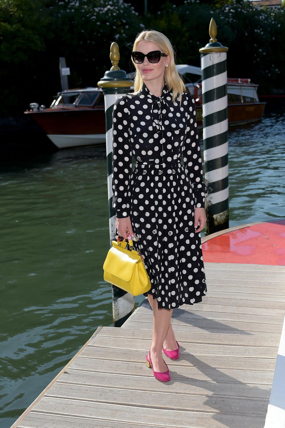Lady Kitty Spencer: Lady Kitty Spencer im Polka-Dot-Kleid in Venedig. Lady Kitty Spencer im Polka-Dot-Kleid in Venedig.