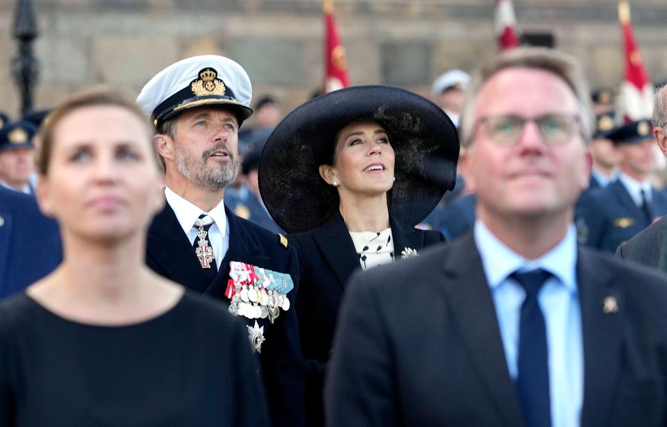 RTK: Prinz Frederik und Prinzessin Mary bei der Parade zum Flaggentag RTK: Prinz Frederik und Prinzessin Mary bei der Parade zum Flaggentag