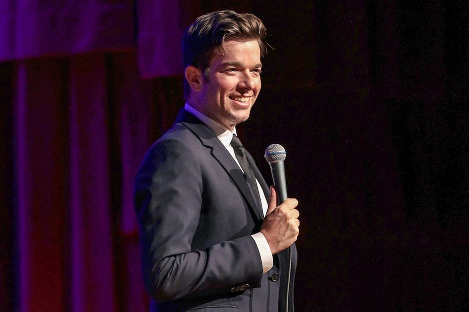 Comedian John Mulaney während eines Auftritts in New York Anfang September 2021.