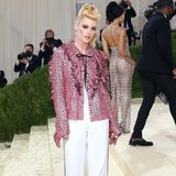 Auch Kristen Stewart zeigt sich in Chanel.