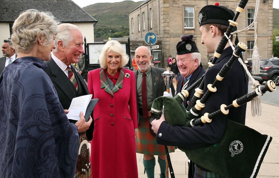 Royals: Herzogin Camilla und Prinz Charles besuchen die schottische Insel Skye Royals: Herzogin Camilla und Prinz Charles besuchen die schottische Insel Skye