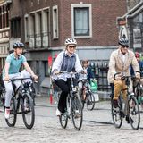 Belgische Royals: Die königliche Familie macht eine Fahrradtour durch Gent
