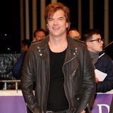 Lenn Julian Frege ist der Sohn von Campino, Frontmann der Punk-Rock-Band Die Toten Hosen. Während sein Vater seit Jahrzehnten die Bühnen dieser Welt rockt, erobert Lenn nun die internationalen Runways und tritt damit zwar nicht in die musikalischen Fußstapfen seines Vaters, scheint sich aber zumindest im Rampenlicht ähnlich wohl zu fühlen.