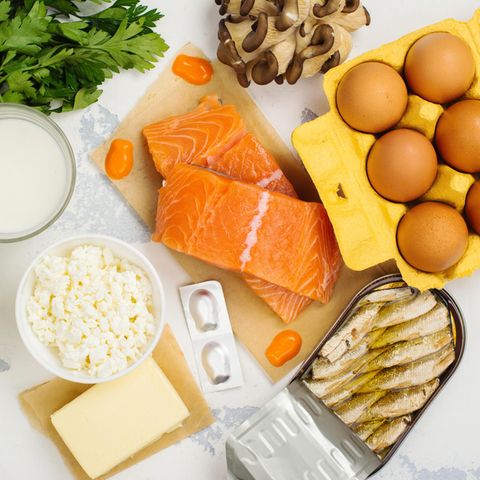 Lebensmittel mit viel Vitamin D: Fisch, Eier, Käse, Champignons