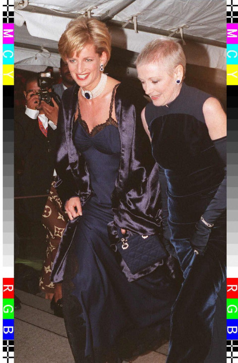 Herzogin Meghan: Lady Diana bei der Met Gala 1996. Lady Diana bei der Met Gala 1996.