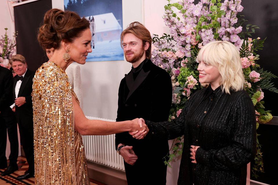 "James Bond" Premiere: Herzogin Catherine + Billie Eilish "James Bond" Premiere: Herzogin Catherine + Billie Eilish
