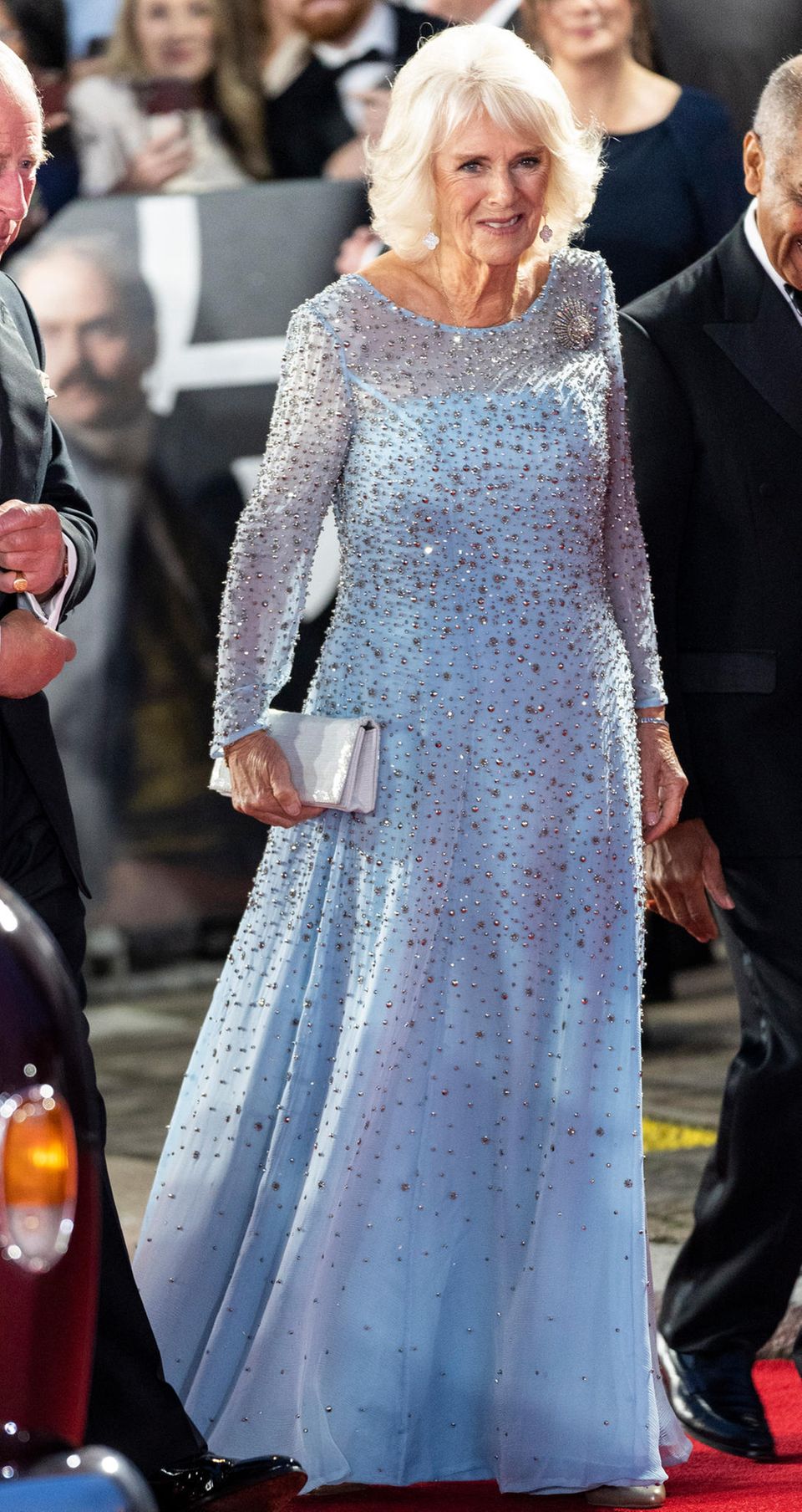 Bye-Bye, lange Mähne: Herzogin Camilla auf dem roten Teppich Herzogin Camilla auf dem roten Teppich
