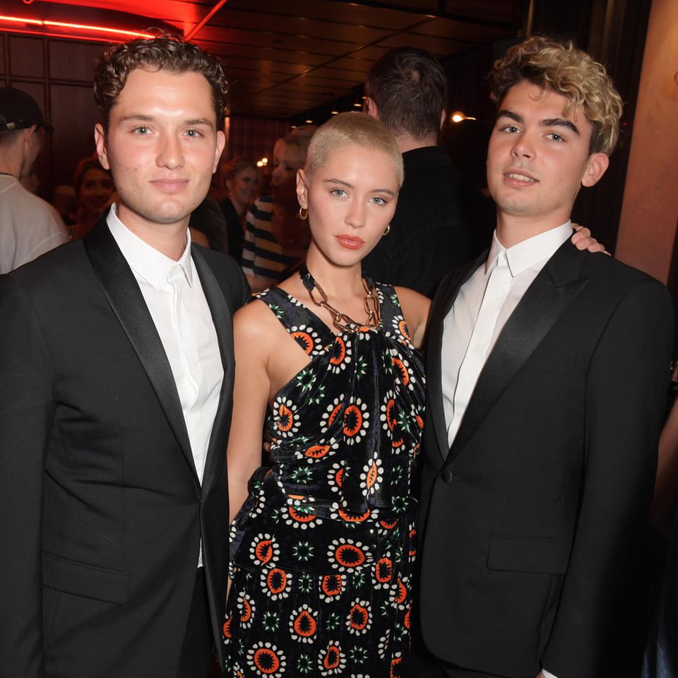  Rafferty Law, Iris Law und Rudy Law