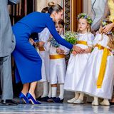 Hochzeit: Prinzessin Maria-Olympia begrüßt die Blumenmädchen