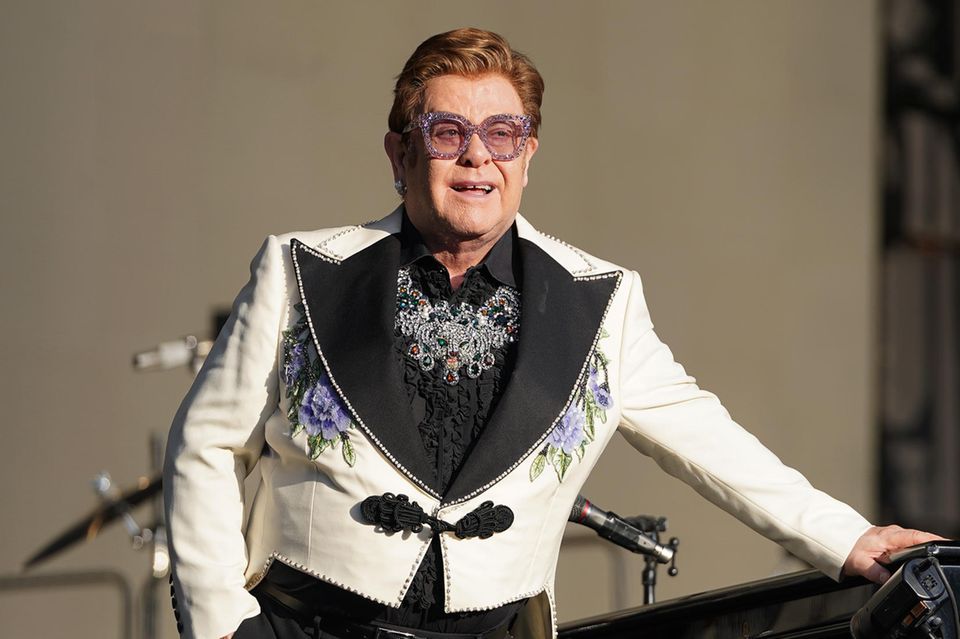 Elton John Starportrat News Bilder Gala De