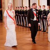 RTK: Prinzessin Mette-Marit, Prinz Haakon und Prinzessin Astrid beim royalen Dinner