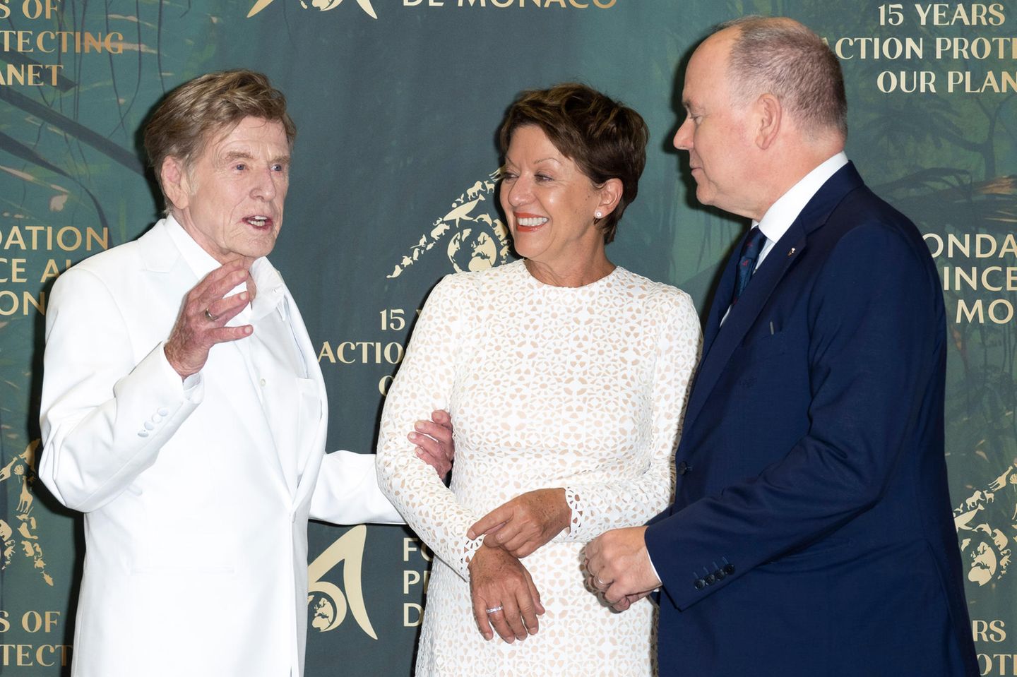 Robert Redford und Sibylle Szaggars mit Fürst Albert von Monaco