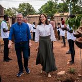 RTK: Prinzesiin Mary und MInister Mortensen in einem Jugendzentrum