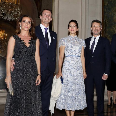 Prinzessin Marie, Prinz Joachim, Kronprinz Frederik und Kronprinzessin Mary im Oktober 2019 bei einem Dinner in Paris