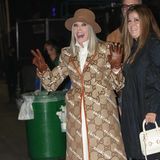 Diane Keaton besucht die Love Parade in einem zu Gucci passenden Look