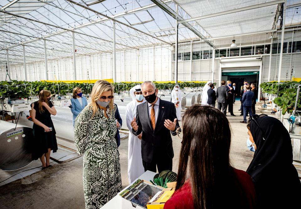 RTK: Königin Máxima beim Besuch des Gewächshauses in Abu Dhabi
