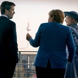 RTK: Prinz Frederik, Angela Merkel und Königin Margrethe in Berlin