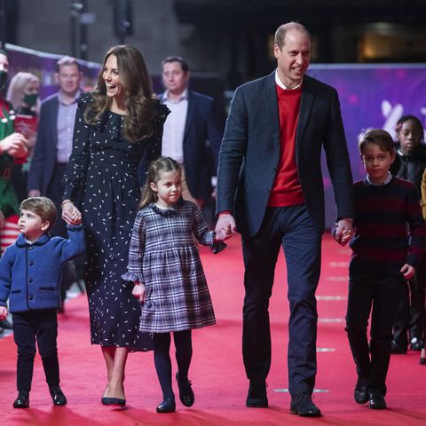 Herzogin Catherine und Prinz William mit Prinz Louis, Prinzessin Charlotte und Prinz George (v.l.n.r.)