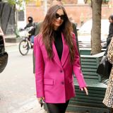 Style-Zoom: Emily Ratajkowski in pink
